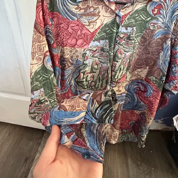 Button down blouse - Picture 2 of 4